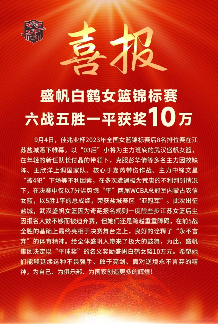 随后时间定格在他们分手一年后，二人各自生活却处处可见在一起时的证据